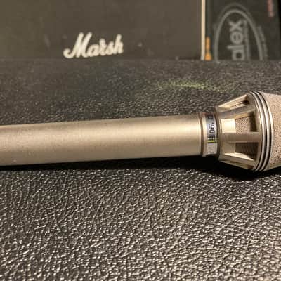 AKG D190E Vintage Dynamic Microphone image 3