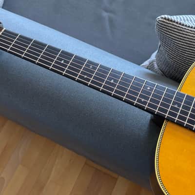 2021 Martin Custom Shop Aged Adirondack Wild Grain Rosewood back and sides image 9