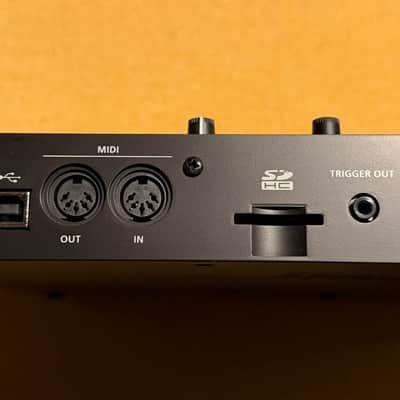 Roland TR-8S AIRA Rhythm Performer with Sample Playback 2018 - Present - Black image 4