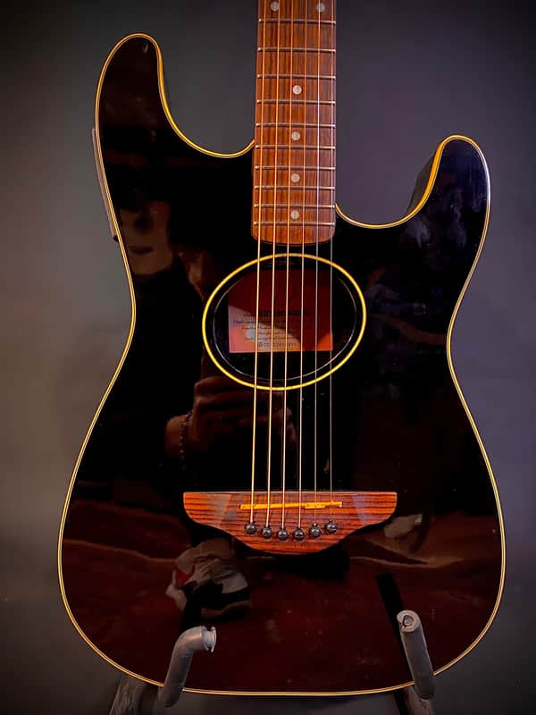 Fender Stratacoustic image 1