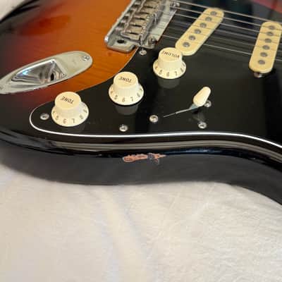 2015 Fender American Standard Stratocaster 3-Color Sunburst - Free Pro Setup image 20