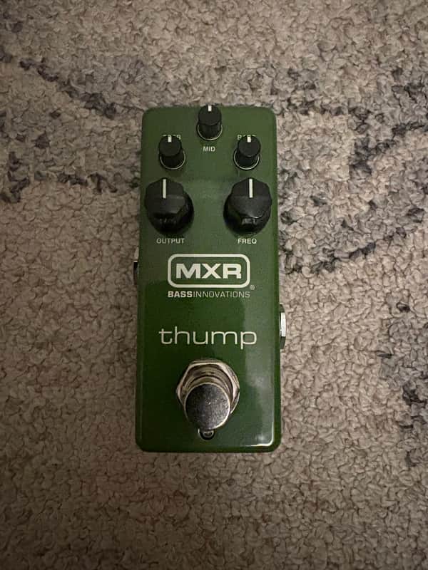 MXR M281 Thump Bass Preamp