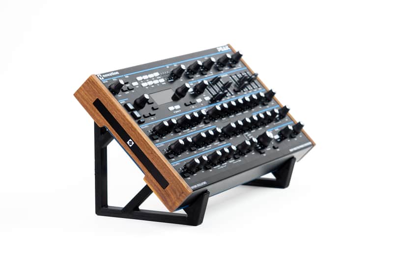 3DWaves XL Stands For The Novation Peak Polyphonic Synthesizer image 1