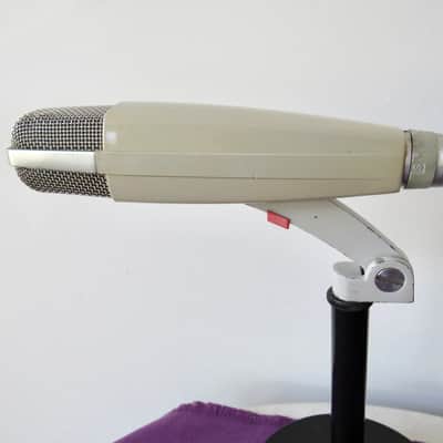 Sennheiser MD 421-N Cardioid Dynamic Microphone image 2