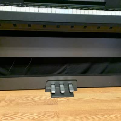 Yamaha P-105 88-Key Weighted Keyboard Digital Piano w/ Stand and Pedals image 12