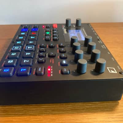 Elektron Syntakt 12 Track Drum Computer & Synthesizer 2022- Present - Black image 5