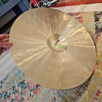 Name Brand 18" Windi Celebration Crash Cymbal 1296g image 3