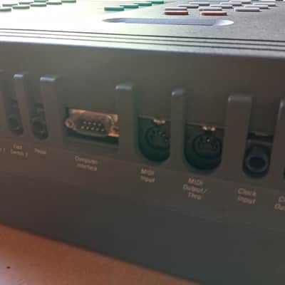 E-MU Systems Emax HD 61-Key 8-Voice Sampler Workstation 1996 - Black image 3
