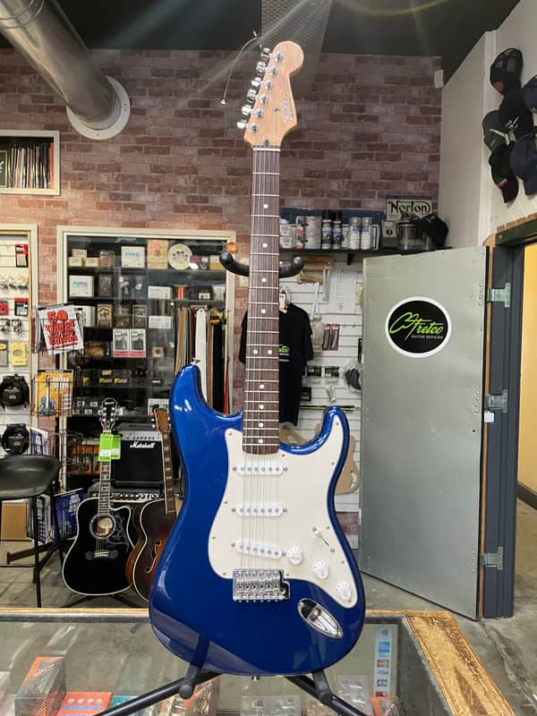 Fender Standard Stratocaster
