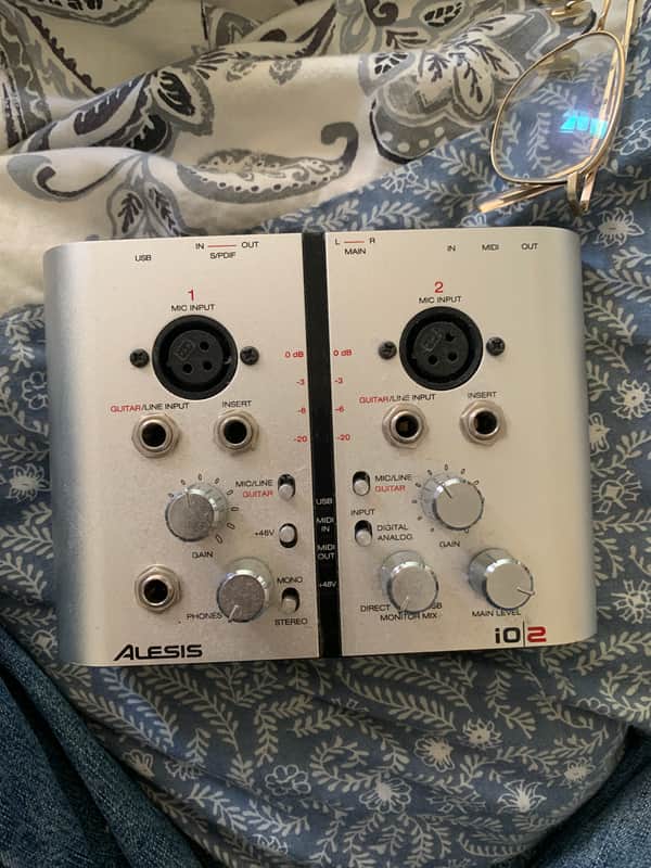 Alesis iO2 Express USB Audio Interface 2000s - Silver image 1