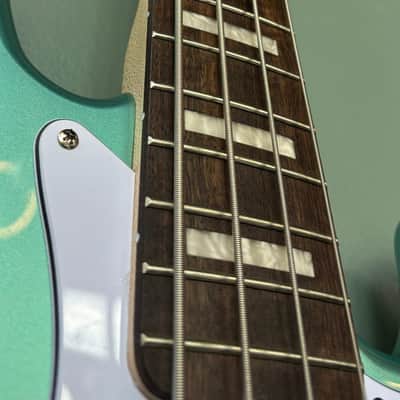 Used Squier Affinity Active Jazz Bass image 3