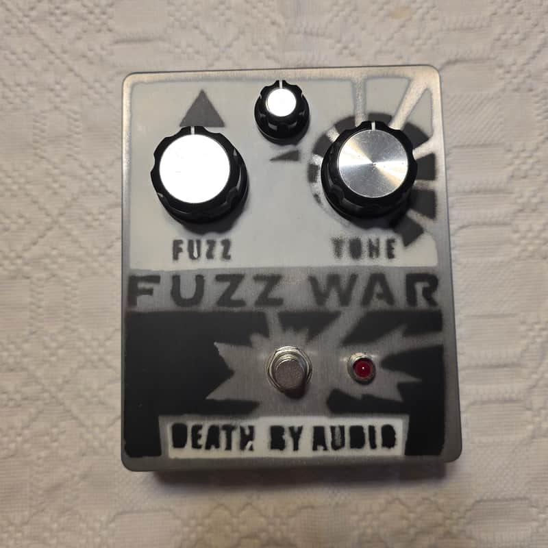 Death By Audio Fuzz War