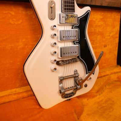 Airline Professional Triple Pickup 1964 White image 3