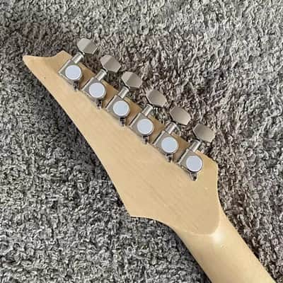 Grey Burst SSH Guitar Tiger Maple Top Basswood Body, Maple Neck image 16