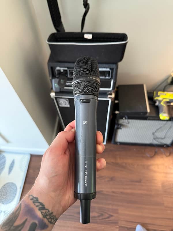 Sennheiser EW 100 G4-945-S Wireless Vocal Set image 1