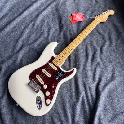 Fender American Professional II Stratocaster Maple 2021 Olympic White US210082665 image 3