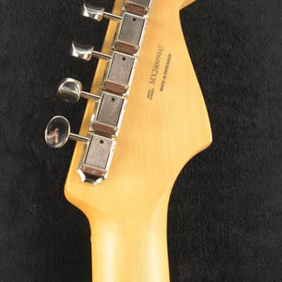 Fender Player II Stratocaster Left-Hand Aquatone Blue Maple Fingerboard image 6