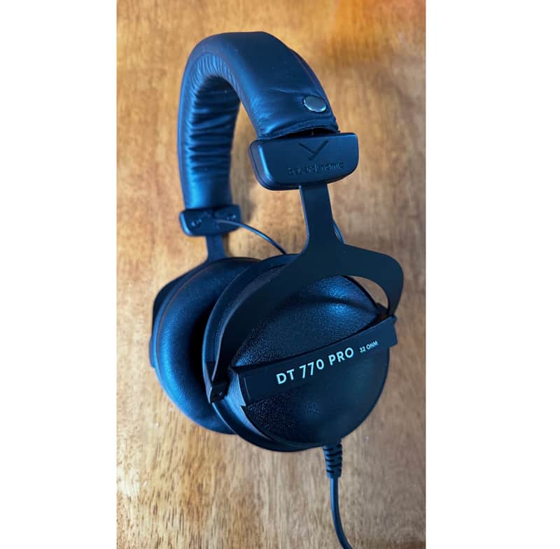Beyerdynamic DT 770 Pro 32 Ohm 2024 - Black image 1