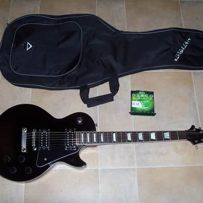 Kansas Les Paul Electric Guitar w/Gig Bag Strap Picks - Great Condition image 1