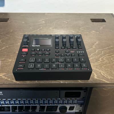 Elektron Syntakt 12 Track Drum Computer & Synthesizer 2022- Present Black image 4