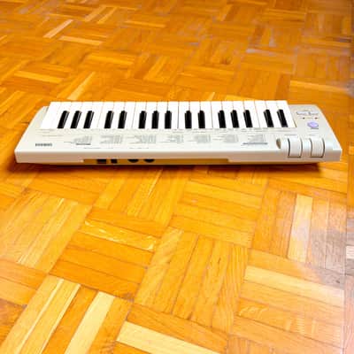 Yamaha CBX-K1 (Japan, 1990s) Rare and vintage Midi Keyboard Controller! Small keyboard, Big features! image 7