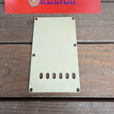 Real Life Relics Aged Parchment Back Plate Trim Cover For Fender® Stratocaster®  3 Ply.   [DG7]