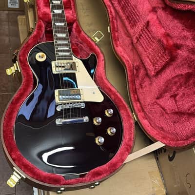 Gibson Les Paul Standard '60s Figured Top 2024 - Translucent Oxblood image 1