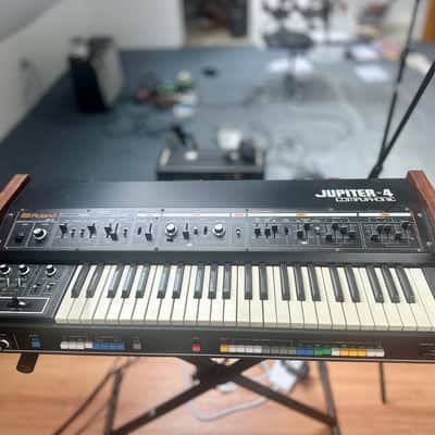 Roland Jupiter 4 Synthesizer - early filter - Refurbished
