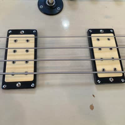 G.L. Stiles Bass See thru blonde image 4