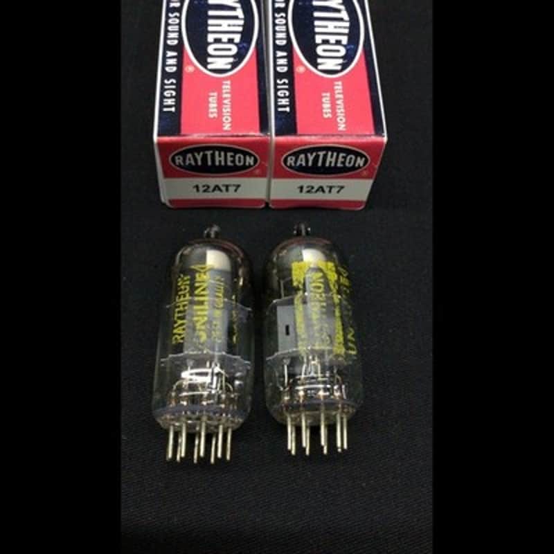 MATCHED PAIR RAYTHEON 12AT7 ECC81 Vintage Audio VACUUM TUBES Tested 8.9834 image 1