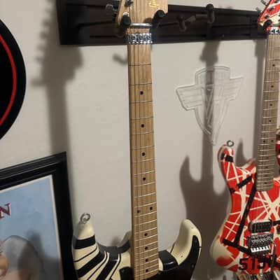 Frankenstrat/Frankenstein Black and White Replica Custom - Amateur image 2