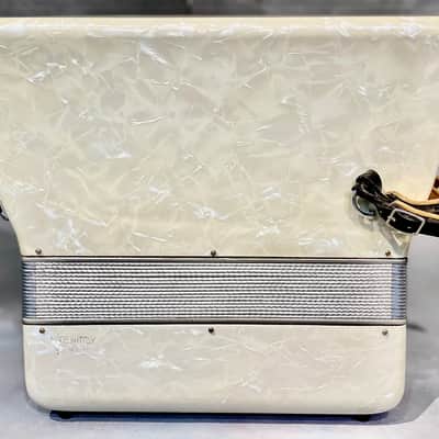 VERONA 2 REED ACCORDION #CVSR812 image 6