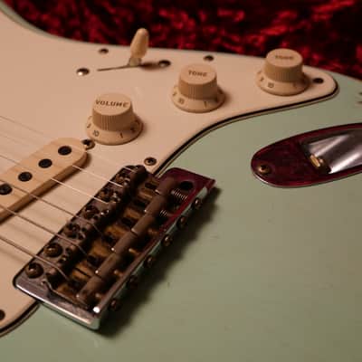 Fender 1963 Stratocaster Custom Shop HREL 2022 -  Aged Surf Pearl image 6
