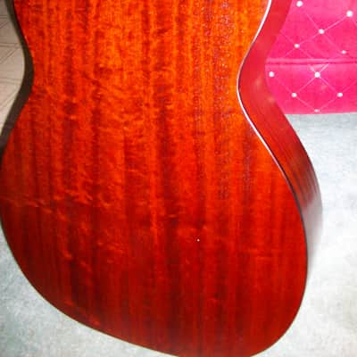 Eastman  E2OM-CD All Solid Wood Natural Satin image 3