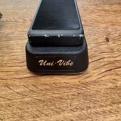 Dunlop UV-1 Uni-Vibe Chorus / Vibrato and foot controller pedal - Chrome image 10