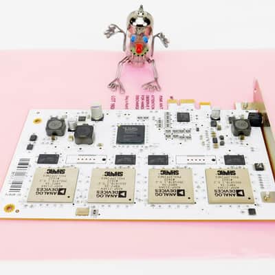 Universal Audio UAD-2 Quad Core PCIe + Plugin Bundle + 1.5Jahre Garantie image 1