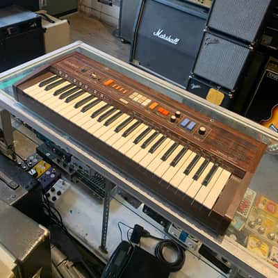 Casio CT-403 Casiotone 49-Key Synthesizer