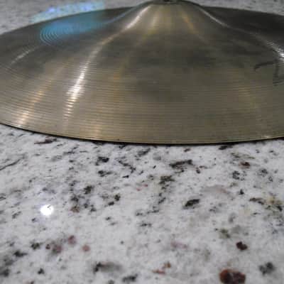 19" 80s pre serial engraved stamp Avedis Zildjian Medium Crash Cymbal 1860g image 12