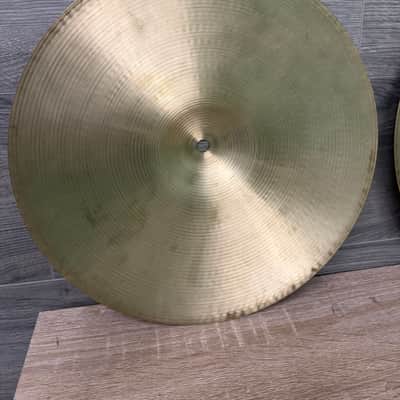 Zildjian Avedis Zildjian New Beat Hi-hats - 14 inches Cymbal Pair #3186 image 13