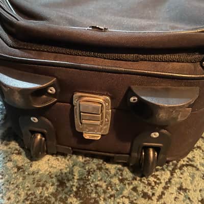 HD.6-X Pro Digital Les Paul Premium Rolling Case - Black / Blue Interior image 12