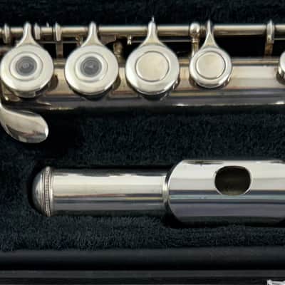 Yamaha YFL-285SII - open hole student flute image 1