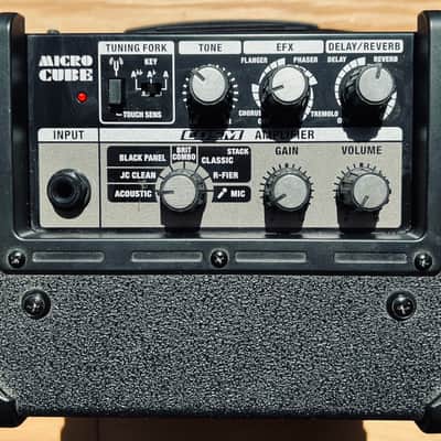Roland Micro Cube 2-Watt 1x5" Guitar Combo 2004 - 2014 - Black image 2