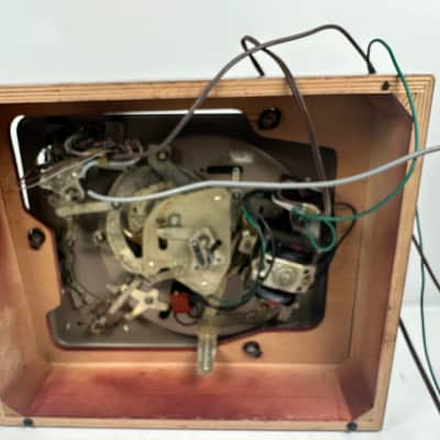 Vintage Garrard 210 Turntable / Record Player image 10