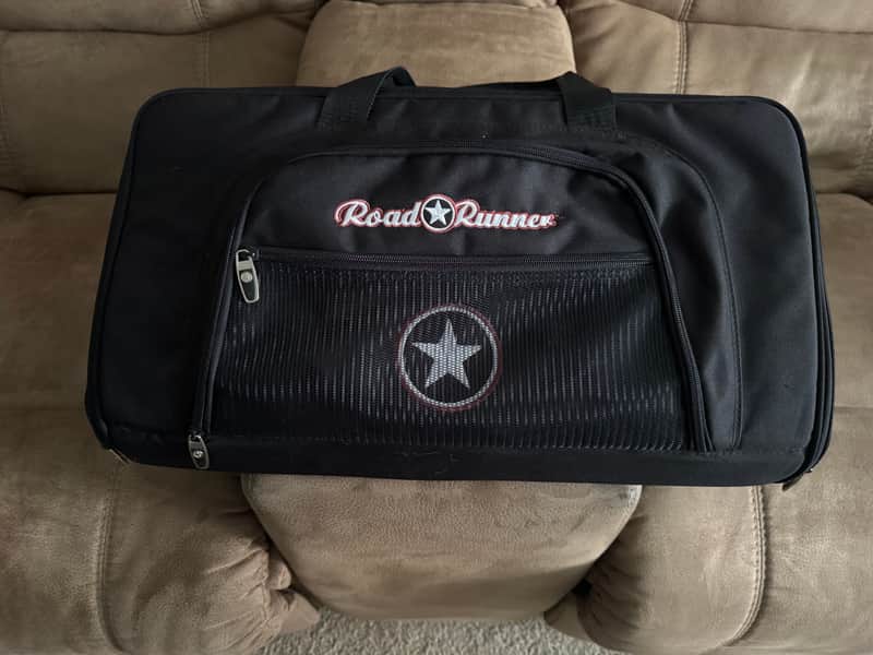 ROAD RUNNER SOFT CASE   PEDAL BOARD WITH KORG PITCH BACK TUNER AND I SPOT POWER SUPPLY image 1