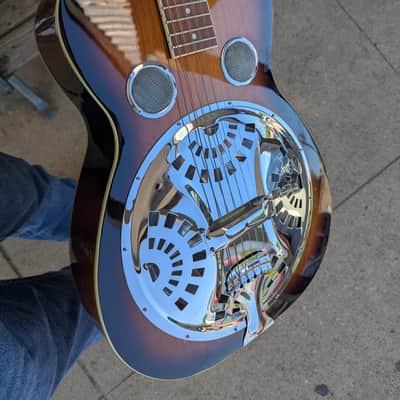 GoldTone Paul E. Beard Signature Series - Sunburst image 3