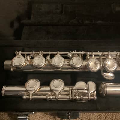 Yamaha 225SII Flute All New Pads, Clean image 2