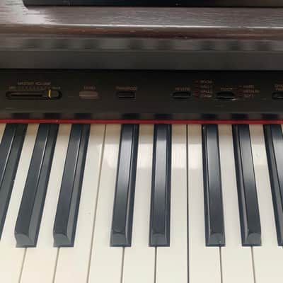 Yamaha Clavinova YDP-121 image 2