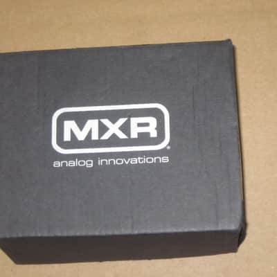 litely handled genuine MXR EMPTY BOX ONLY for M299 Carbon Copy Mini (NO: pedal, paperwork, also NO adapter) 2019-2026 (specifically 2021) - BOX: Black Cardboard / LABELs: Green & White - White & Black / GRAPHIC: Silver (part of 2 sides have clear tape) image 14