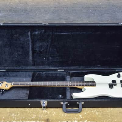 1991 Fender Prodigy Bass Active Preamp Arctic White El. Bass w/ Case - #N1008055 image 11