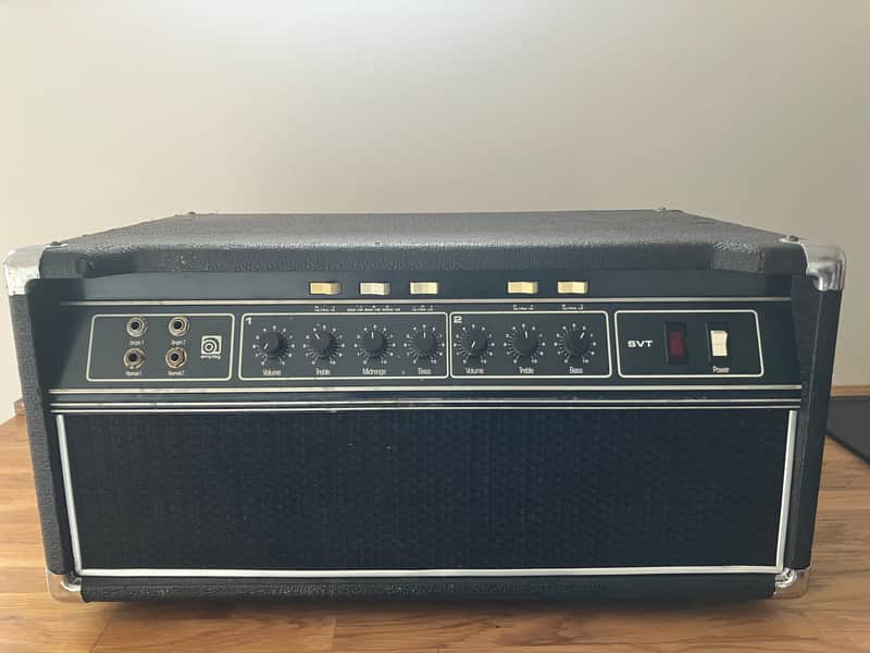 Ampeg SVT CLASSIC